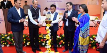 सूक्ष्म, लघु एवं मध्यम उद्यम मंत्री श्री नारायण राणे ने मुंबई के साकी नाका में बहुउद्देशीय प्रदर्शनी-सह-सम्मेलन केंद्र की आधारशिला रखी