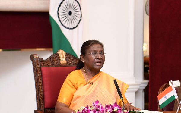 राष्ट्रपति ने युवाओं से हमारे राष्ट्र के इतिहास को जानने और समझने के सुअवसर का लाभ उठाने का किया आग्रह