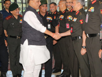 सेना के कमांडरों का सम्मेलन जारी बदलावों पर अधिक जोर देने के आह्वान के साथ हुआ संपन्न