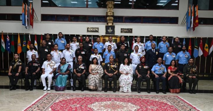 डीएसएससी, वेलिंगटन में 79वें स्टाफ कोर्स के लिए किया गया दीक्षांत समारोह आयोजित