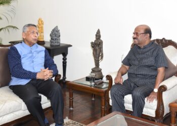 अटॉर्नी जनरल आर वेंकटरमणी ने राज्यपाल से की मुलाकात