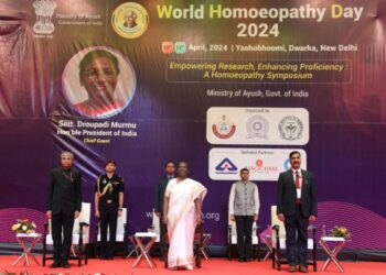 राष्ट्रपति ने विश्व होम्योपैथी दिवस पर होम्योपैथी संगोष्ठी का किया उद्घाटन