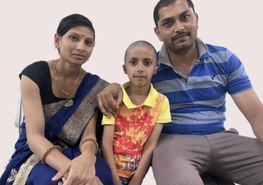 पीजोइलेक्ट्रिक बोन कंडक्शन हियरिंग इम्प्लांट्स के जरिये जन्मजात श्रवण समस्या से जूझने वाले 7 वर्षीय बच्चे का सफल इलाज