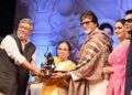 अमिताभ बच्चन को मिला लता दीनानाथ मंगेशकर पुरस्कार
