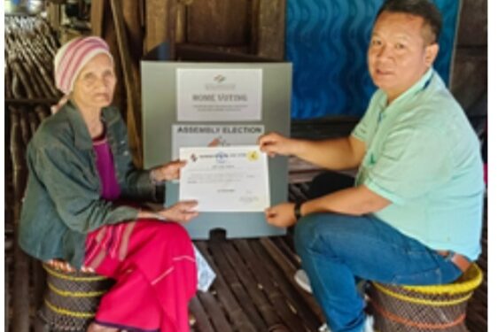 देश में आम चुनाव 2024 में पहली बार पात्र मतदाताओं को घर से मतदान करने की मिली सुविधा 