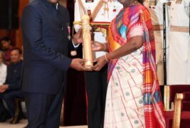 राष्ट्रपति ने 2 पद्म विभूषण, 9 पद्म भूषण और 56 पद्म श्री पुरस्कार किए प्रदान