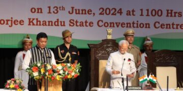 Pema Khandu ने अरुणाचल प्रदेश के मुख्यमंत्री व Chowna Mein ने उपमुख्यमंत्री के रूप में ली शपथ
