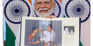 PM MODI ने किया पूर्व उपराष्ट्रपति एम वेंकैया नायडू पर तीन पुस्तकों का विमोचन