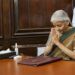 Nirmala Sitharaman ने केंद्रीय वित्त एवं कॉर्पोरेट कार्य मंत्री का संभाला कार्यभार