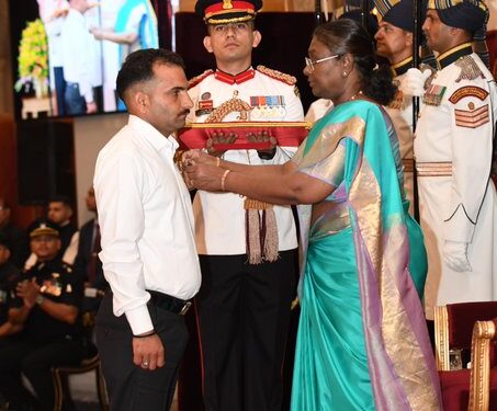 भारत की माननीया राष्ट्रपति ने ‘वीरता पुरस्कार’ किए प्रदान