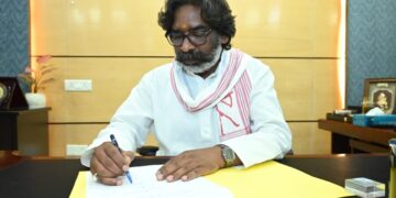 हेमंत सोरेन ने आज झारखंड के मुख्यमंत्री पद की ली शपथ