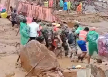 WAYANAD LANDSLIDE : अब तक 158 की मौत, तीन गांव जमींदोज, 45 राहत शिविर खोले गए