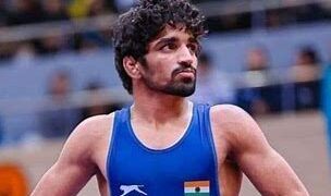 PARIS OLYMPICS 2024 : अमन सहरावत कुश्ती के सेमीफाइनल में हारे, शुक्रवार को ब्रॉन्ज मेडल के लिए लड़ेंगे मुकाबला