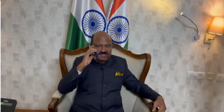 राज्यपाल बोस ने 03322001641 और 92890 10682 नंबरों के साथ खोला एक मोबाइल कंट्रोल रूम