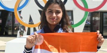 Paris Olympics 2024: मनु भाकर समापन समारोह में होंगी भारत की ध्वजवाहक, मनु ने कहा मेरे लिए सम्मान और सौभाग्य की बात