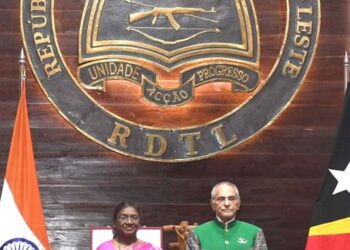 राष्ट्रपति मुर्मु तिमोर लेस्ते के सर्वोच्च नागरिक सम्मान हुई सम्‍मान‍ित, पीएम मोदी ने कहा, “गर्व का क्षण”