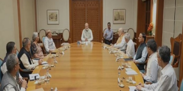 PM MODI ने बांग्लादेश को लेकर की उच्चस्तरीय बैठक, हसीना से म‍िलने के बाद बैठक में शाम‍िल हुए डोभाल