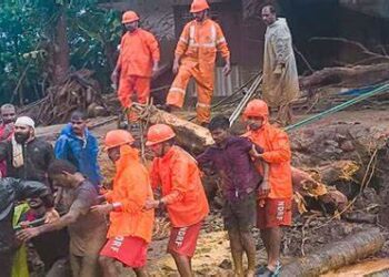 Wayanad Landslide : भारतीय सेना को हादसे के चार दिन बाद जिंदा मिले 4 लोग, अब तक 308 की हुई मौत