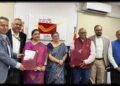 डाक विभाग और अमेजन ने लॉजिस्टिक्स सहयोग बढ़ाने के लिए किए समझौता ज्ञापन पर हस्ताक्षर