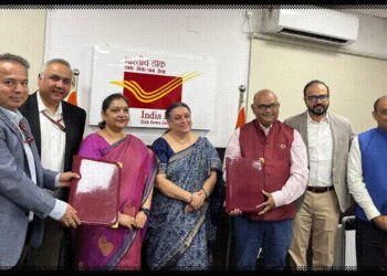 डाक विभाग और अमेजन ने लॉजिस्टिक्स सहयोग बढ़ाने के लिए किए समझौता ज्ञापन पर हस्ताक्षर