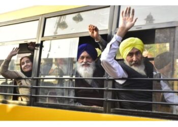 Gurunank Jayanti : पाकिस्तान ने भारतीयों के लिए जारी किए 3 हजार वीजा