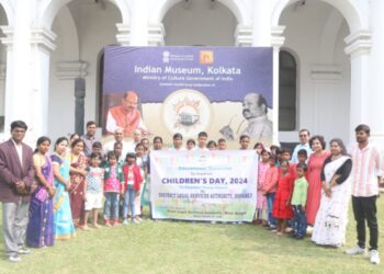 Indian Museum ने वंचित बच्चों के साथ म‍िलकर मनाया बाल द‍िवस