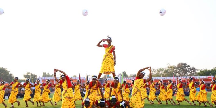 बस्तर ओलंपिक पूरे बस्तर की उम्मीदों की पहचान बन, यहाँ के विकास की नई गाथा लिखेगा : शाह