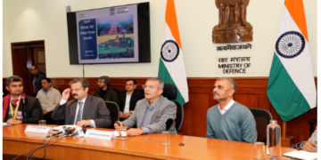 सुशासन दिवस पर रक्षा सचिव ने राष्ट्रपर्व ​​वेबसाइट और मोबाइल ऐप का किया शुभारंभ