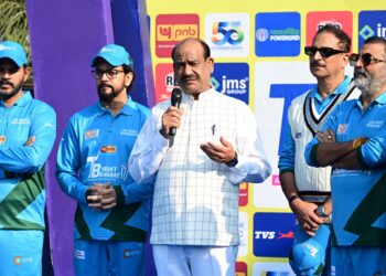 ‘टीबी मुक्त भारत’ और ‘नशा मुक्त भारत’ अभियान को बनाएं ‘जन-आंदोलन’ : लोकसभा अध्यक्ष ओम बिड़ला