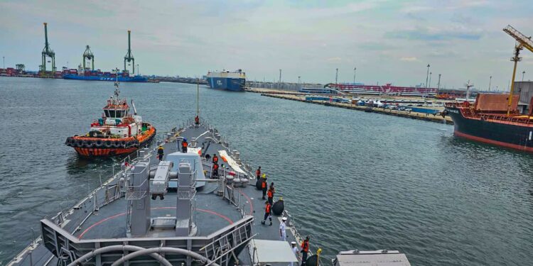 भारतीय नौसेना पोत मुंबई बहुराष्ट्रीय अभ्यास ‘ला पेरोस’ में होगा शामिल