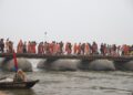 महाकुम्भ 2025 : श्रद्धालुओं के अमृत स्नान की लाइफ लाइन बने पीपे के पुल