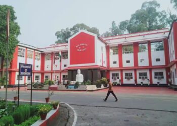 ARMY HOSPITAL ने हार्टमेट 3 डिवाइस का उपयोग करके भारत का पहला लेफ्ट वेंट्रिकुलर असिस्ट डिवाइस प्रत्यारोपण किया