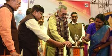 केंद्रीय मंत्री गिरिराज सिंह ने नादिया जिले के फुलिया में भारतीय हथकरघा प्रौद्योगिकी संस्थान के नए परिसर का किया उद्घाटन