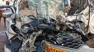 गुजरात सड़क दुर्घटना : कार को पीछे से आ रहे ट्रक ने मारी टक्कर, 3 की मौत, 4 गंभीर रूप से घायल