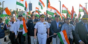 पूर्वी नौसेना कमान ने सशस्त्र बल भूतपूर्व सैनिक दिवस परेड का किया आयोजन