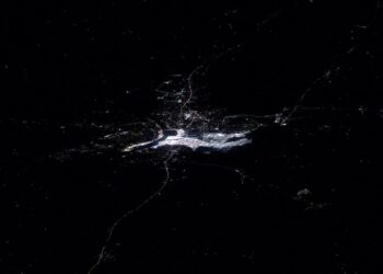 अंतरराष्ट्रीय अंतरिक्ष स्टेशन से खींची गई तस्वीरों में महाकुम्भ मेले का दिखाई दिया अद्भुत नजारा