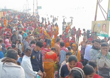 मकर संक्रांति पर 30 लाख से अधिक तीर्थयात्रियों ने गंगासागर में किया पवित्र स्नान