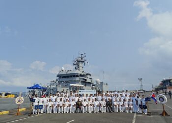 भारतीय नौसेना का पहला प्रशिक्षण स्क्वाड्रन कंबोडिया के सिहानोकविले पहुंचा