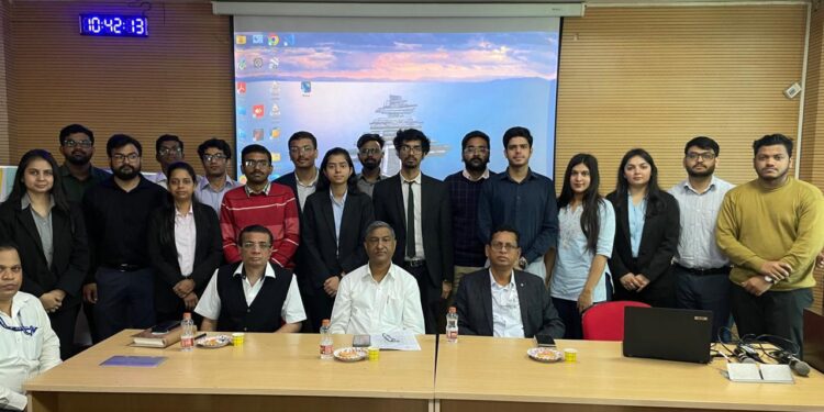 17 जूनियर अधिकारियों ने एएआई एनएससीबीआई एयरपोर्ट, कोलकाता में ऑन-द-जॉब ट्रेनिंग की शुरू