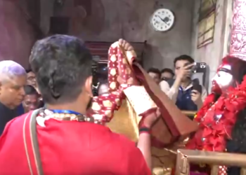 मां तारा के दर्शन कर फलीभूत हूं, मां तारा के यहां आकर नत्मस्तक हूं और ऊर्जा से कार्य करने का संकल्प लिया है : उपराष्ट्रपति जगदीप धनखड़