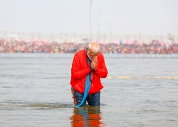 प्रयागराज में महाकुंभ में आकर हुआ धन्य : प्रधानमंत्री