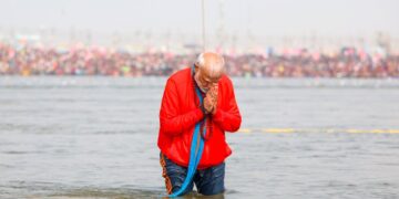 प्रयागराज में महाकुंभ में आकर हुआ धन्य : प्रधानमंत्री