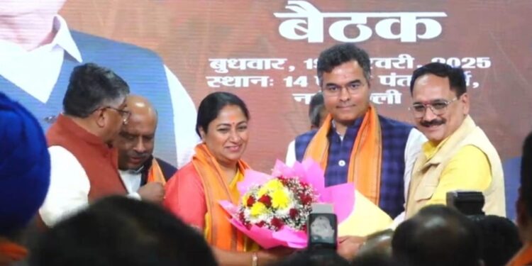 प्रथम बार बनीं व‍िधायक रेखा गुप्ता संभालेंगी देश की राजधानी की कमान