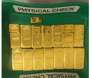 DRI ने बड़े सोना तस्करी रैकेट का किया भंडाफोड़, 12.56 करोड़ रुपये मूल्य का 14.2 किलोग्राम विदेशी सोना और 4.73 करोड़ रुपये मूल्य की अन्य संपत्ति की जब्त