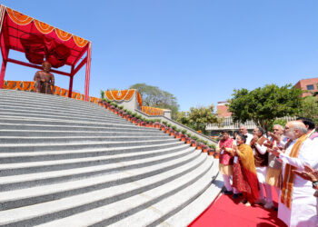 आज अग्रवाल समाज के जितने भी गोत्र हैं उनमें हर व्यक्ति उद्यमी है, देश को समर्पित है, सेवा करता है और देश के विकास में अपना योगदान देता है : अम‍ित शाह