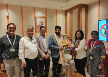 केंद्रीय नागरिक उड्डयन एवं सहकारिता राज्य मंत्री मोहोल मुरलीधर ने कोलकाता एयरपोर्ट का किया दौरा