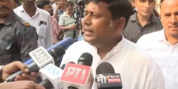 केंद्रीय राज्‍य मंत्री सुकान्‍त मजूमदार ने कई मांगों को लेकर राज्‍यपाल से की मुलाकात