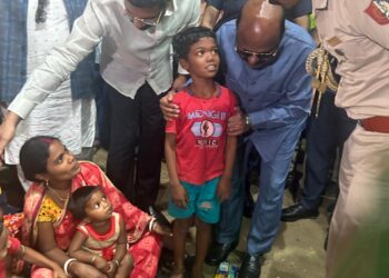 मुर्श‍िदाबाद दौरे के बाद राज्‍यपाल अस्‍पताल में भर्ती, आज नहीं म‍िली छुट्टी, अब हालत स्‍थ‍िर : राजभवन