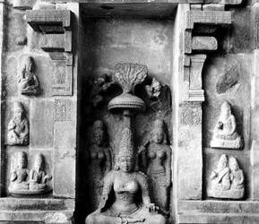 संस्कृति मंत्रालय भारत के 100 प्रतिष्ठित पर्यटन स्थलों और 50 सांस्कृतिक स्थलों पर मनाएगा अंतर्राष्ट्रीय योग दिवस