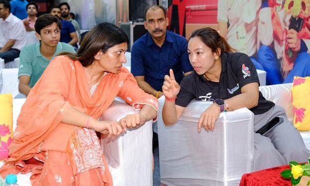 जब महिलाएं आगे बढ़ती हैं, तो राष्ट्र आगे बढ़ता है : रक्षा खडसे